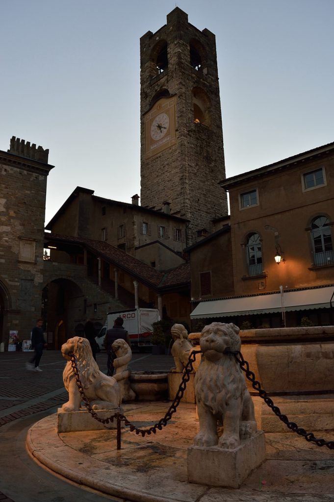 Weekend w Bergamo: Piazza Vecchia