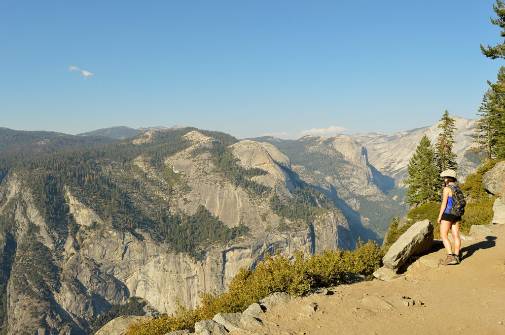 Four Mile Trail z doliny Yosemite na Glacier Point