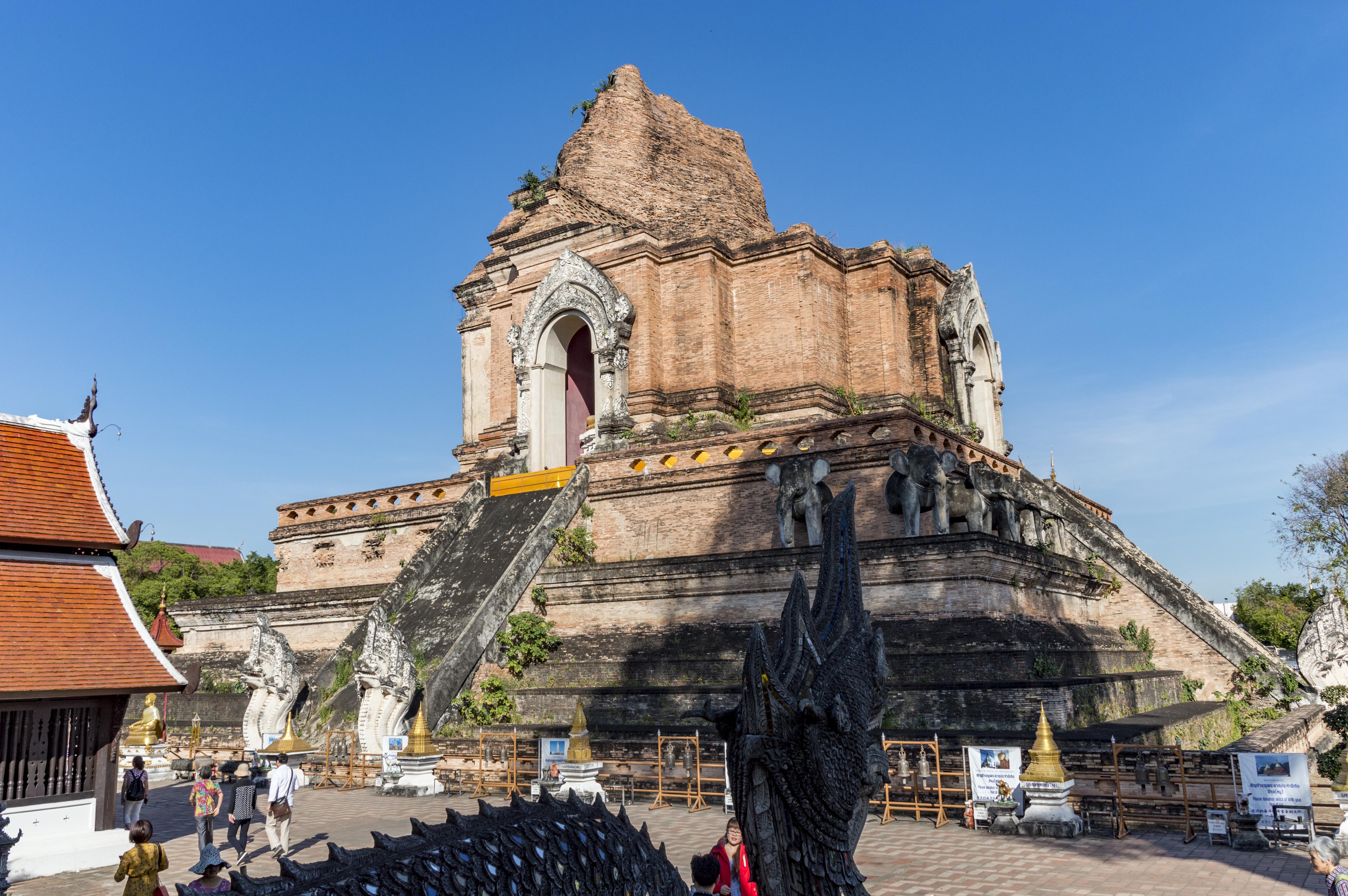 chiang mai atrakcje - świątynie