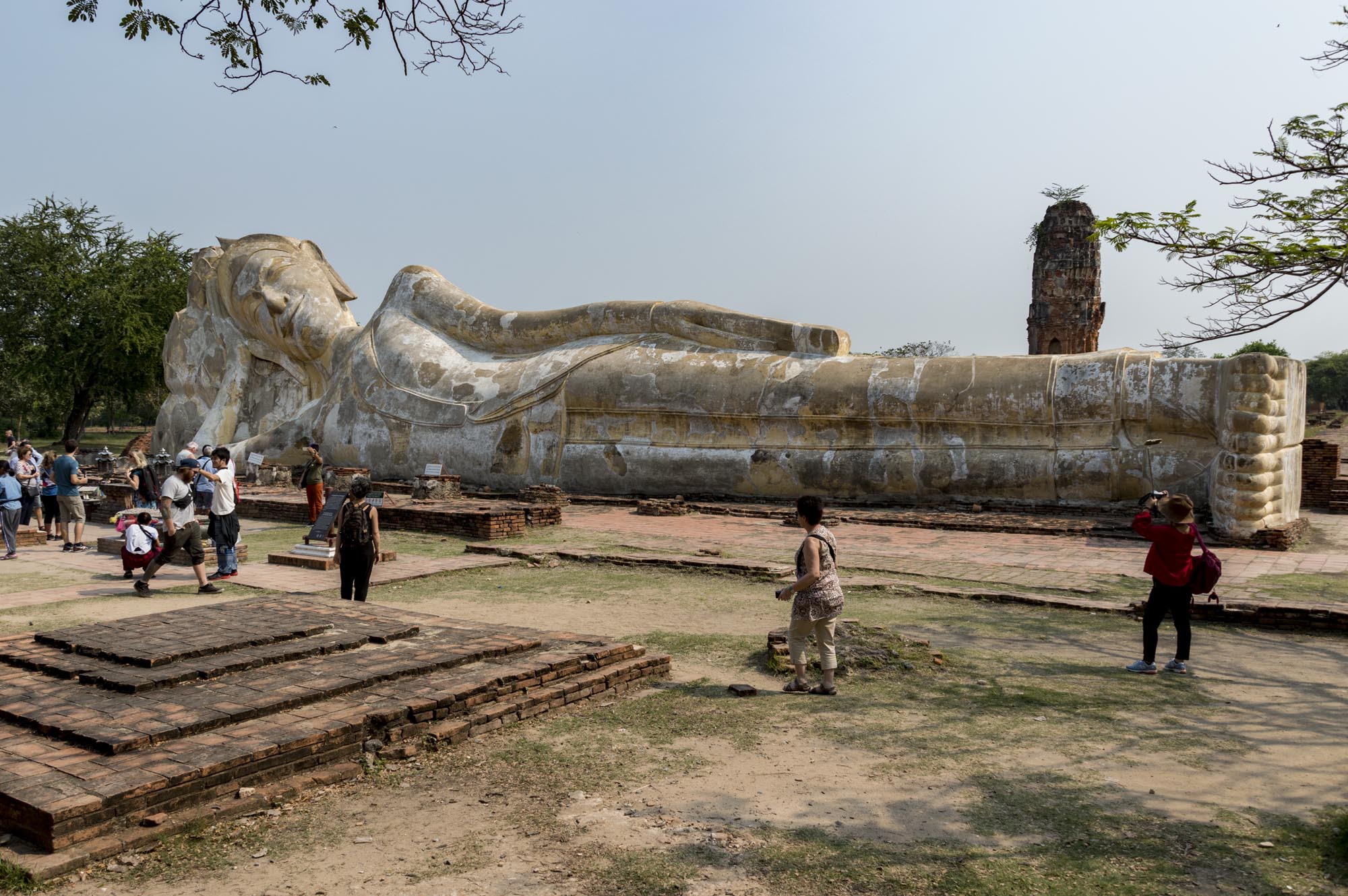 Ayutthaya Wat Lokkayasutharam