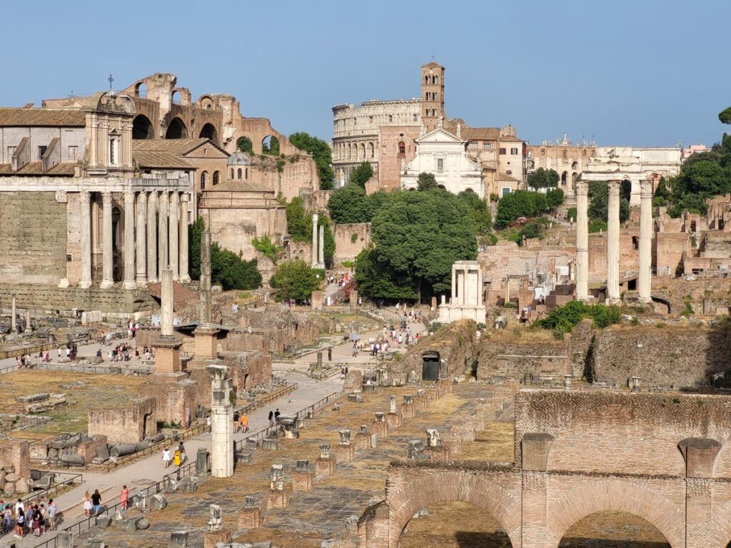 Weekend in Rome, Italy: 2 days sightseeing itinerary forum romanum weekend in rome