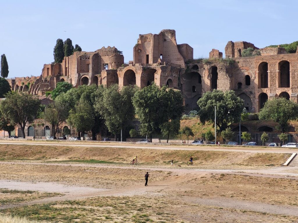 Weekend in Rome, Italy: 2 days sightseeing itinerary weekend in rome circo massimo