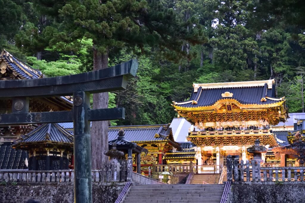 Japonia. 15 atrakcji, które warto zobaczyć w kraju kwitnącej wiśni. atrakcje japonii swiatynie w Nikko