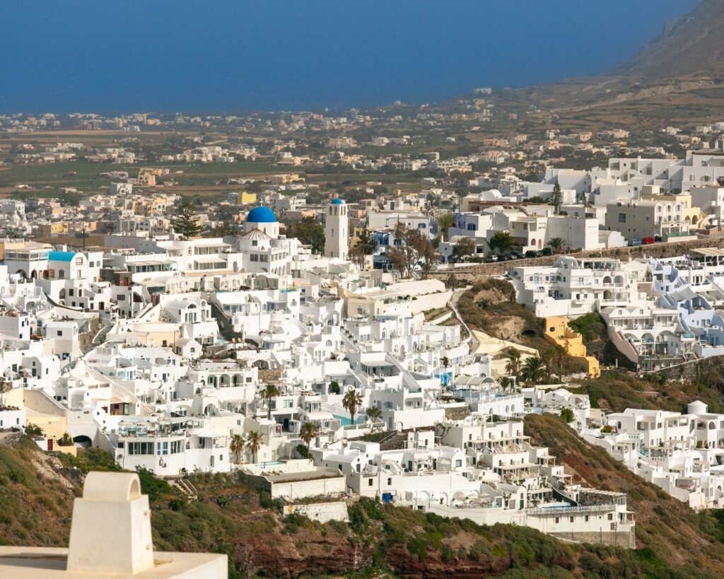 Santorini - wakacje. Co zobaczyć na wyspie bieli i błękitu? 6 Santorini - wakacje. Co zobaczyć na wyspie bieli i błękitu? grecja santorini wakacje 7