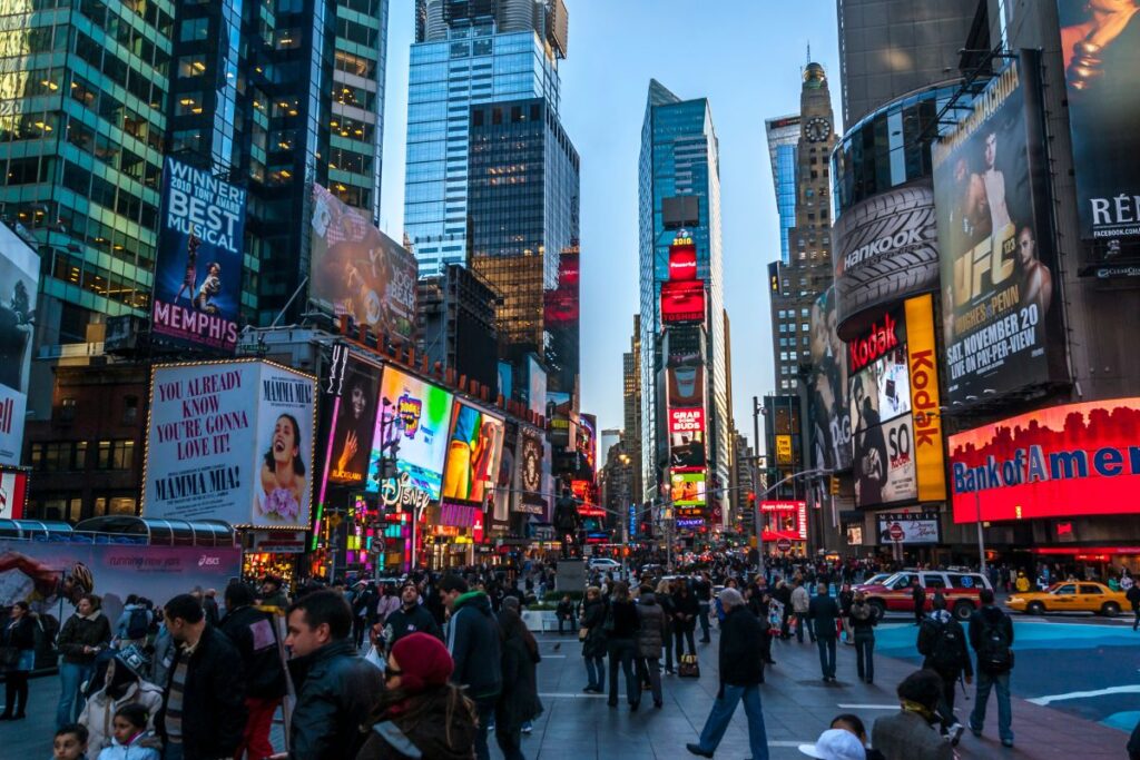 Co zobaczyć w Nowym Jorku? Atrakcje metropolii 9 Co zobaczyć w Nowym Jorku? Atrakcje metropolii co zobaczyc w nowym jorku times square 2