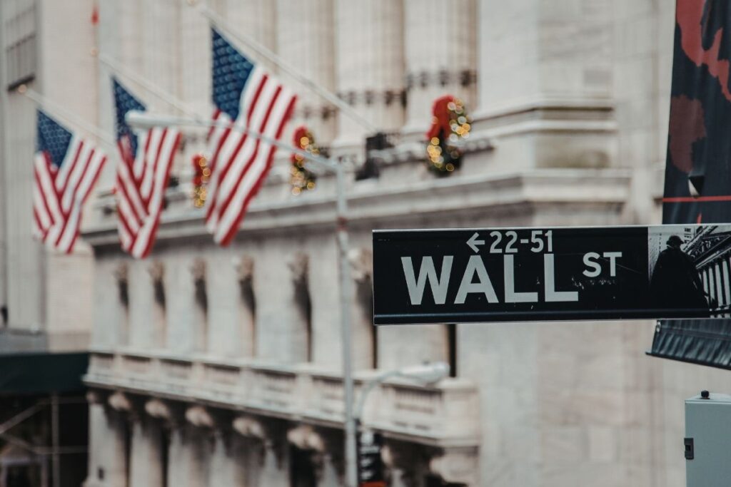 Co zobaczyć w Nowym Jorku? Atrakcje metropolii 5 Co zobaczyć w Nowym Jorku? Atrakcje metropolii co zobaczyc w nowym jorku wall street