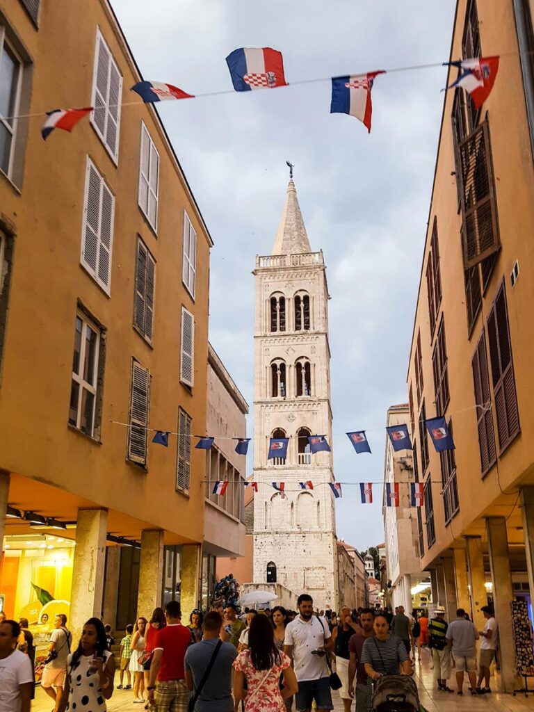 Gdzie do Chorwacji? Przegląd 10 najpiękniejszych miejsc na wakacje 15 Gdzie do Chorwacji? Przegląd 10 najpiękniejszych miejsc na wakacje zadar 3