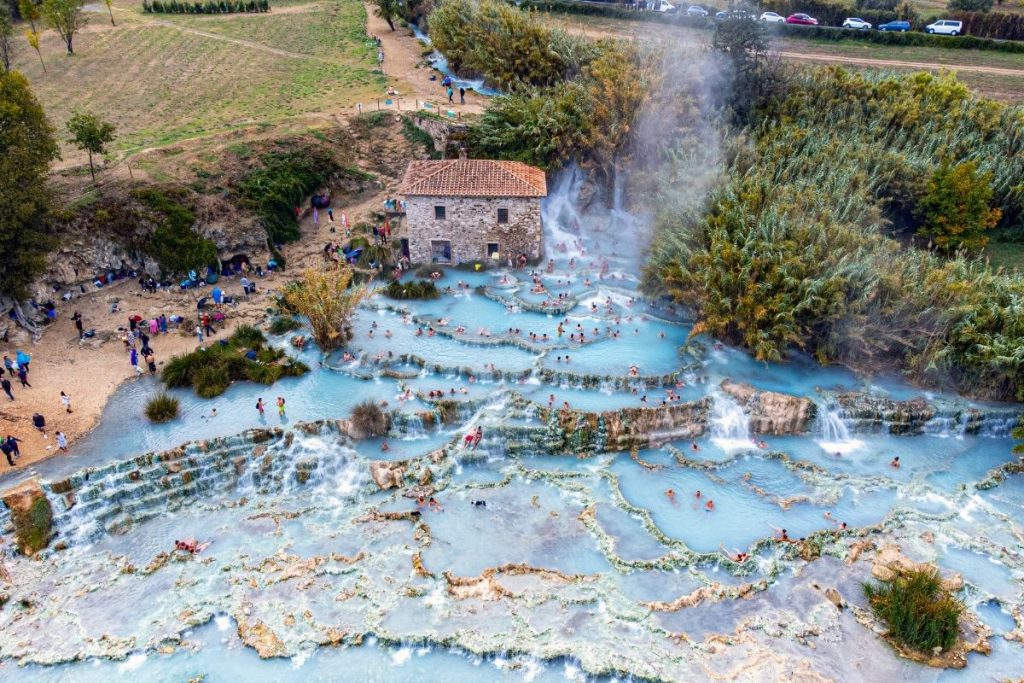 Gdzie do Włoch na wakacje? 15 najlepszych regionów saturnia